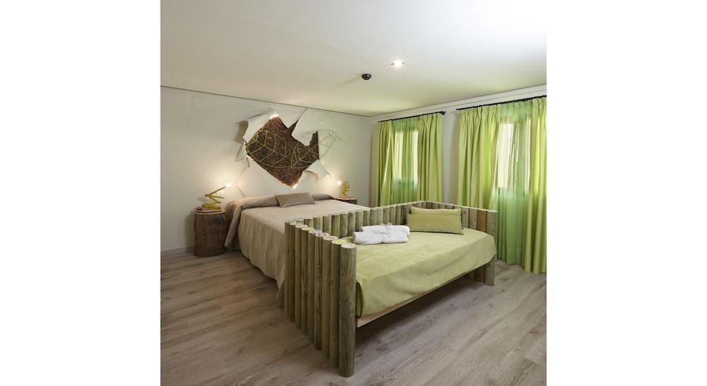Hotel Galeria Essentia Aracena Exteriör bild